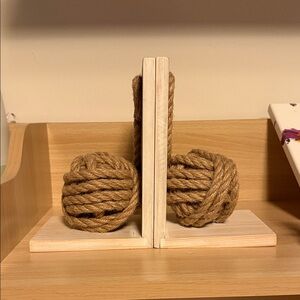 Wooden Rope Knot Bookends (Set of 2)